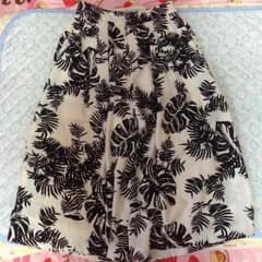 INGNI モノトーンリーフ柄ガウチョのサムネイル