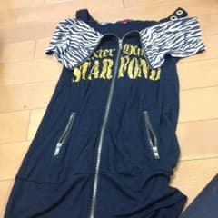ギャル系の服のサムネイル