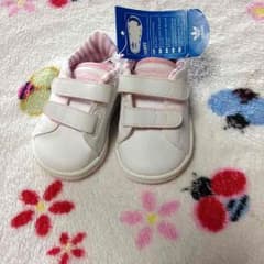 マヤママ様専用☆adidas☆ファーストシューズに♡のサムネイル