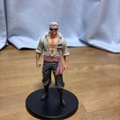 ワンピース スモーカー フィギュアのサムネイル