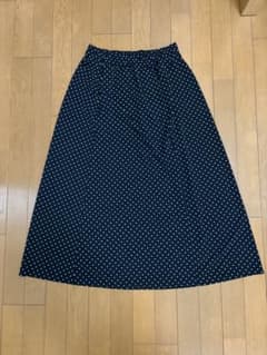ユニクロ　ドット柄ロングスカートLのサムネイル