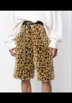 Sacai ヒョウ柄ファーショートパンツ - メルカリ