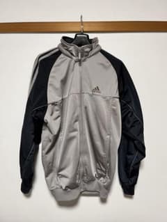 adidas トラックジャケット M グレー×ブラック バックロゴ ジャージ古着のサムネイル