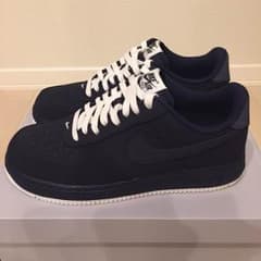 NIKE AIR FORCE 1のサムネイル