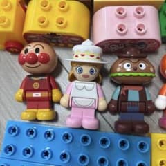 アンパンマンとみんなのおみせ たっぷりブロックDX おまけ付きのサムネイル