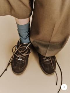 未使用Ameri × Puma ブラウン スエード スニーカー - メルカリ