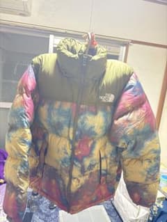 THE NORTH FACE ヌプシ ダウンジャケット タイダイ柄