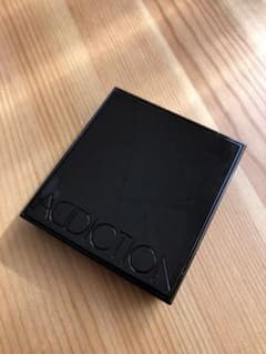 お値下げ！ADDICTION アイシャドウケースのサムネイル