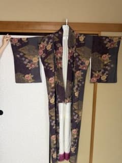 着物 花文様 濃紫のサムネイル