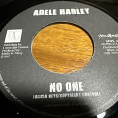 Adele Harley /原曲のアリシア・キーズの『No One』カバーのサムネイル