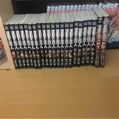 進撃の巨人 全巻セット おまけ付きのサムネイル