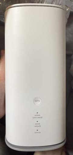 Speed Wi-Fi HOME 5G L13 無線LANルーターのサムネイル