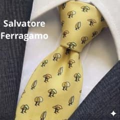 Salvatore Ferragamo ネクタイ シルク 総柄 イエロー 木柄