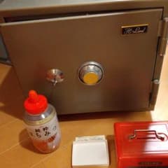 金庫のサムネイル
