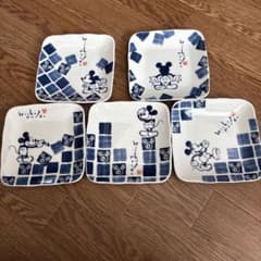 Disney Mickey Mouse 角皿 5枚セット 和風デザイン - メルカリ