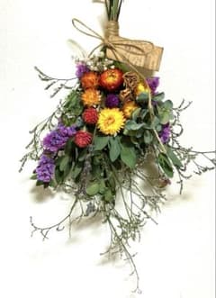 ✳️秋色紫陽花＆彩り小花のドライフラワースワッグ インテリア - メルカリ