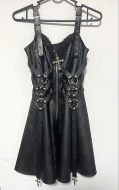 最終値下げ QOOZA IMVAL ハーネスレザーワンピース - メルカリ