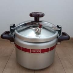 理研 RIKEN 圧力鍋 6.0L RE-600 大容量 1升炊き 昭和レトロ - メルカリ