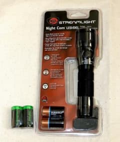 Streamligh LED105lm１＋赤色LED３ マニュアル付 予備電池付のサムネイル
