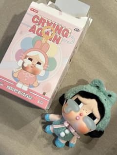 POP MART CRYING AGAIN ぬいぐるみのサムネイル