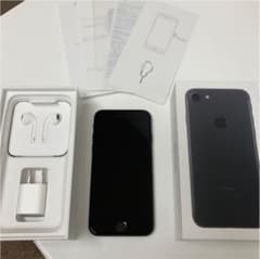 iPhone 7 Black 32 GB SIMフリー◆値下げのサムネイル