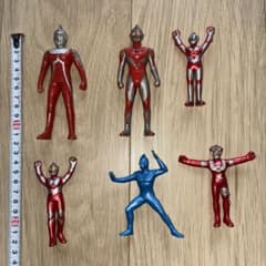 ウルトラマンシリーズ ソフビ まとめ売りのサムネイル