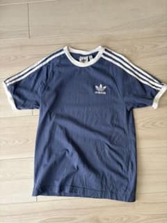 adidas tシャツのサムネイル