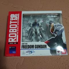 中古品　ROBOT魂フリーダムガンダムのサムネイル