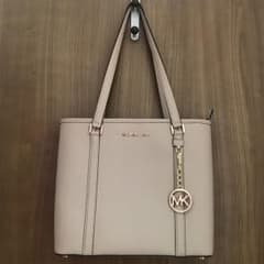 Michael kors トートバックのサムネイル