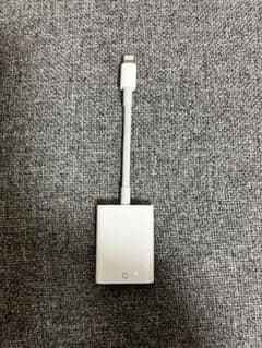 Lightningケーブル　SDカードリーダー　純正のサムネイル