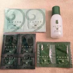meibaby420様アウェイク 美容液などサンプルセットのサムネイル
