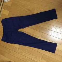 GU紺色チノパンＭのサムネイル