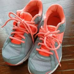 NIKE スニーカーのサムネイル