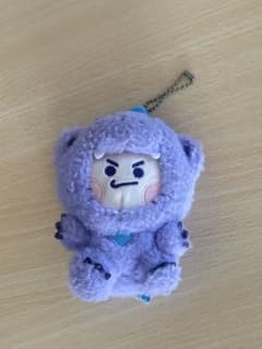 treasure ヒョンソク ぬいぐるみ チリ truzのサムネイル
