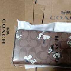 Rina様ご確認用 コーチ スヌーピー  長財布 かわいい COACHのサムネイル