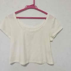 白Tシャツのサムネイル