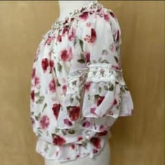 アクシーズファム花柄フリルシフォンブラウスのサムネイル
