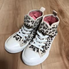 H&M ハイカット スニーカー ヒョウ柄 レオパードのサムネイル