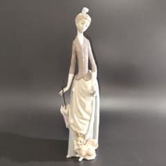 Y3-1/LLADRO/リヤドロ/犬を連れた婦人/フィギュリン/人形/＃4761 Y3-1/LLADRO/リヤドロ/犬を連れた婦人/フィギュリン/人形/＃4761