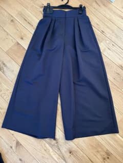 マーロンエノンフィ ネイビー ガウチョパンツ 36 - メルカリ