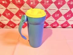 新品 Tupperware ハンディジャグのサムネイル