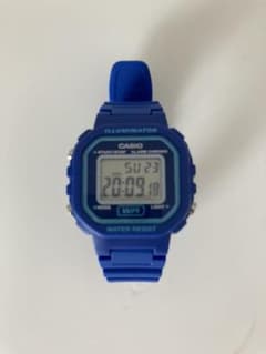 CASIO  ブルー腕時計　レディース/お子様用のサムネイル