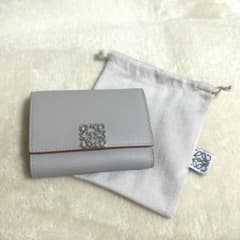 LOEWE 財布【お値下げ可能◎】のサムネイル