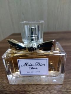 Dior ミスディオールシェリー オードゥパルファン  50mlのサムネイル