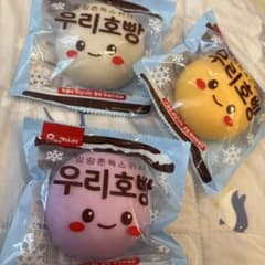 韓国　中華まん？　まんじゅう？　スクイーズ　3個