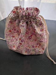ハンドメイド　花柄お弁当袋のサムネイル