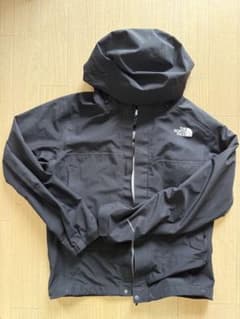 THE NORTH FACE ブラックジャケット M 収納袋付きのサムネイル