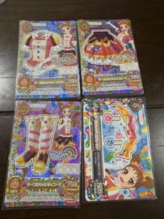 アイカツカード　マーブルキャンディコーデ４枚のサムネイル
