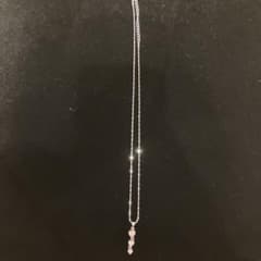 新品未使用シルバー ハート型クリスタル ネックレス　レディース　アクセサリー