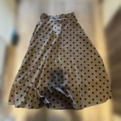 ベージュ×黒ドット ロングスカートのサムネイル